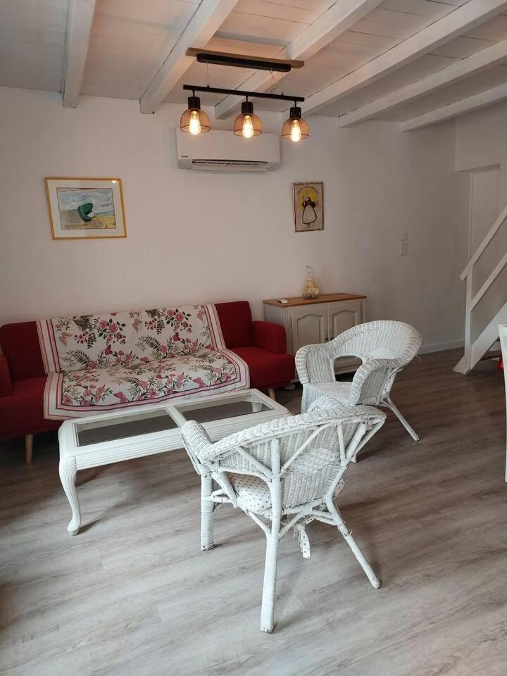 Maisonnette Saintes Luaran gambar